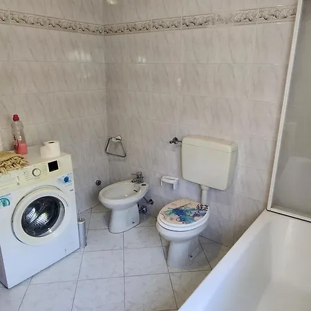 Kidonia - Iseo Apartmens Daire