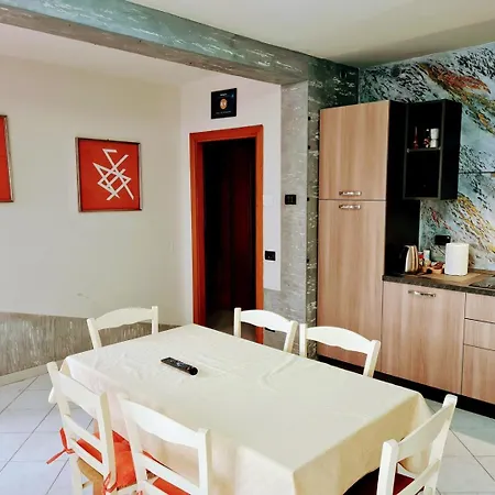 Kidonia - Iseo Apartmens *